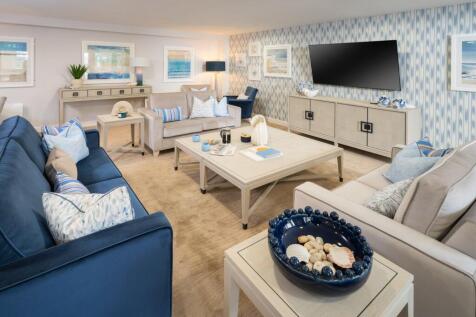 Typical Homeowner&#39;s lounge